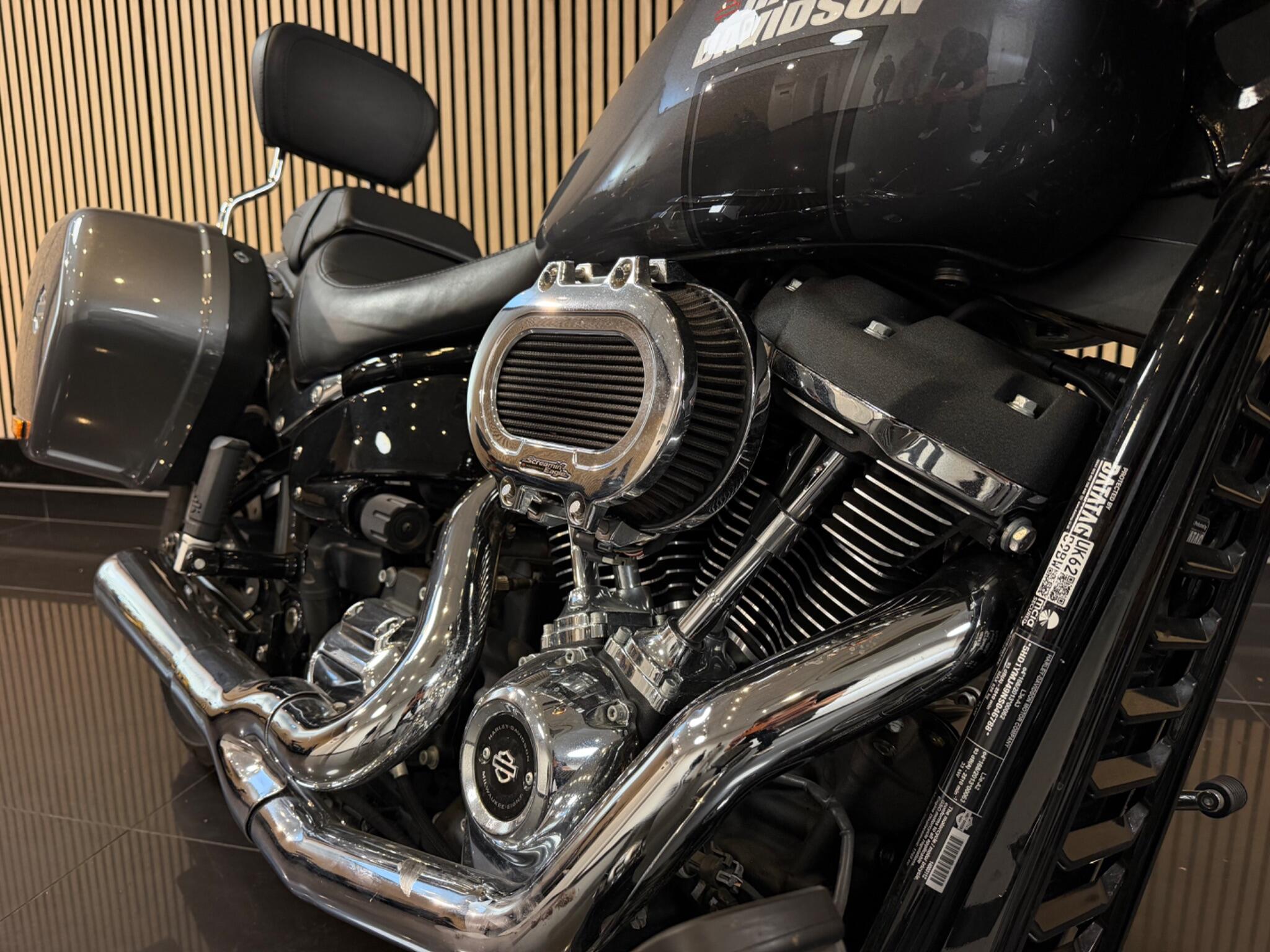 Harley-Davidson Softail